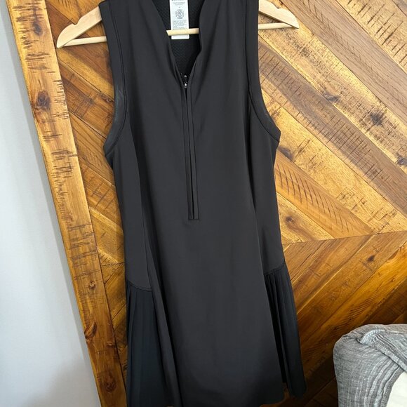 Athleta Pleated Tennis Dress Black Size Medium - Picture 2 of 4